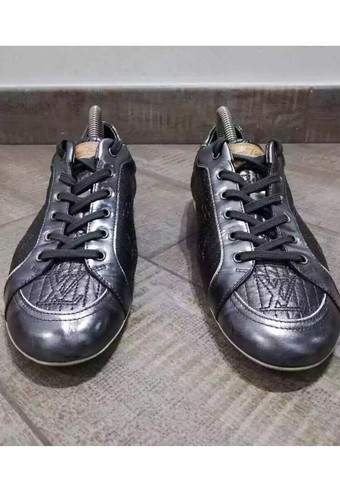 Orig louis vuitton sneakers - louis,