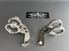 Alu CNC Gabelschellen zur Montage eines Motorradscheinwerfers  52mm Durchm.