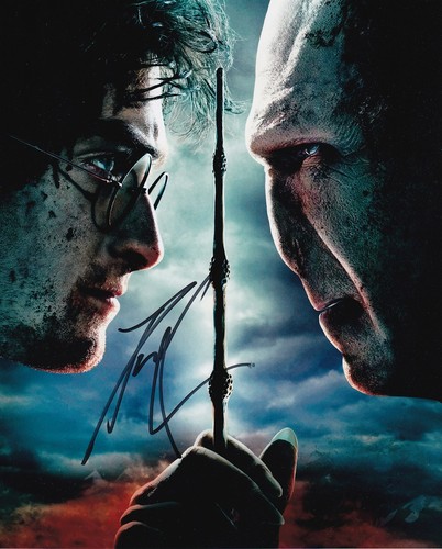 Daniel radcliffe signed - radcliffe,