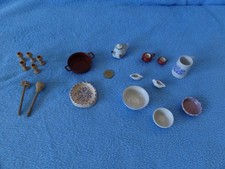 Puppengeschirr Konvolut 4 Puppengeschirr aus Porzellan Holz und Email für das Pu