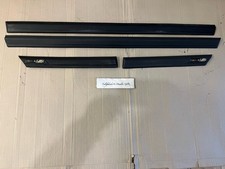 VW Golf 3 GT GTI VR6 breite Seitenleisten 2/3 Türer 4x + Colour Concept Embleme