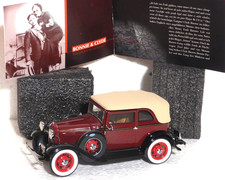 Franklin Mint : Bonnie & Clyde FORD-Sedan V8 v. 1932 , M 1:24  , Doku , ohne OVP