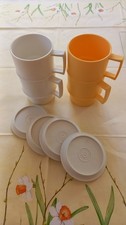 Tupperware Tasse mit Deckel