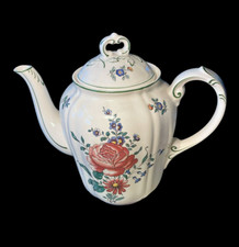 Große alte Kaffeekanne ca