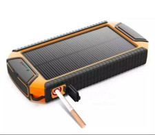Innovation Solarladegerät Powerbank 30000Mah  mit kabellosem Laden