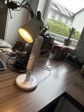 Stehlampe, funktionstüchtig, kaum benutzt, mit Glühbirne