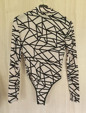 Superschicker Stringbody leicht transparent