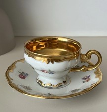 Moccatasse mit Untertasse