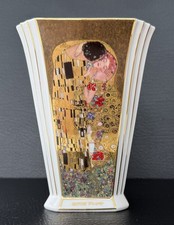 Goebel Artis Orbis Vase Gustav