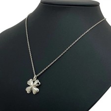 GUCCI Kleeblatt Anhänger