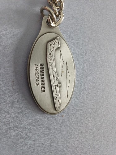 Schlüsselanhänger bombardier - schlüsselanhänger,