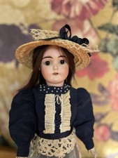 Antike Porzellankopfpuppe