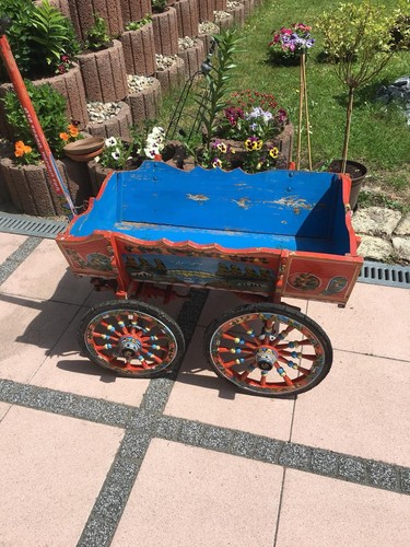 Schöner alter handbemalter - schöner,