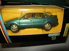 1:43 Schabak VW Passat B4 Typ35i/3a green/grün in OVP