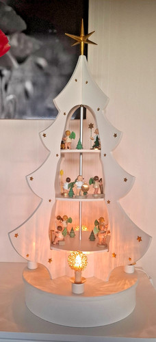Weihnachtspyramide weiß - weihnachtspyramide,,