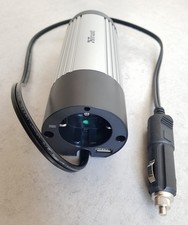 Trust KFZ Wechselrichter / Spannungswandler PW-2770p (12 VDC zu 230 VAC, 100 W)
