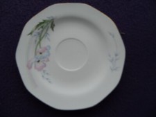 Teller, Firma Winterling, TP Tientsin, weißes eckiges Porzellan mit farbenfroher