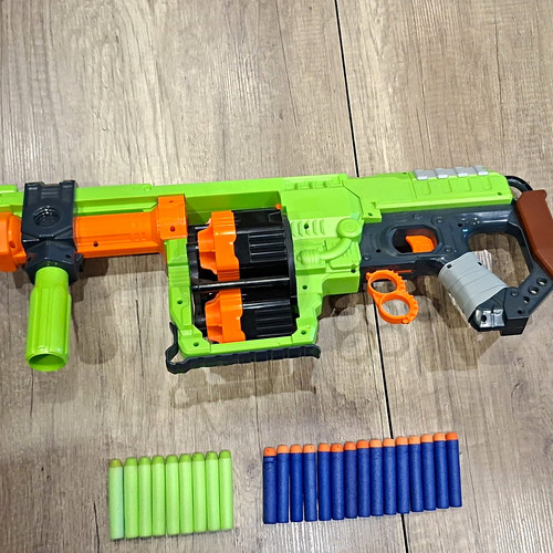 Nerf zombie strike doominator - strike,