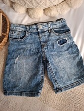 × Coole Zerrissene Jeans