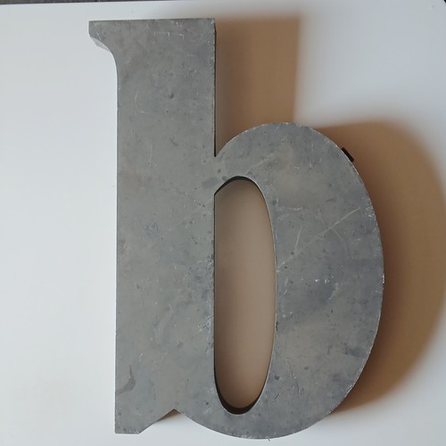 Metallbuchstabe ca - "b",