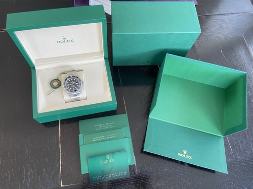 Rolex submariner date - rolex,
