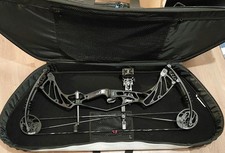 Hoyt Compound Bow Pro Defiant 30 Black Out RH 26"-28" 50#-60# Set wie neu!