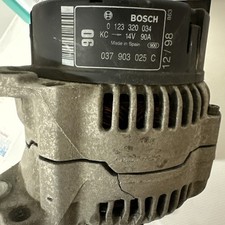 Lichtmaschine Bosch 14V, 90A