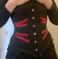 RE-AGENZ Korsage schwarz/rot geschnürt Gothic Alternative Gr. 22 Festival 