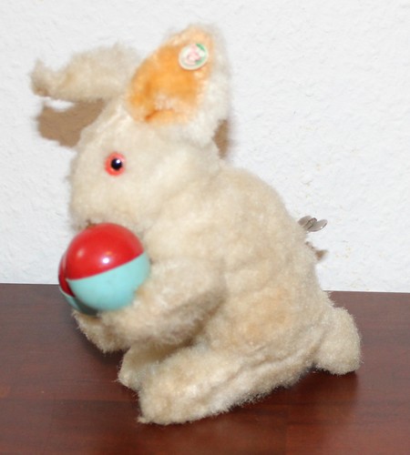 Mechanischer hase mit - hase,