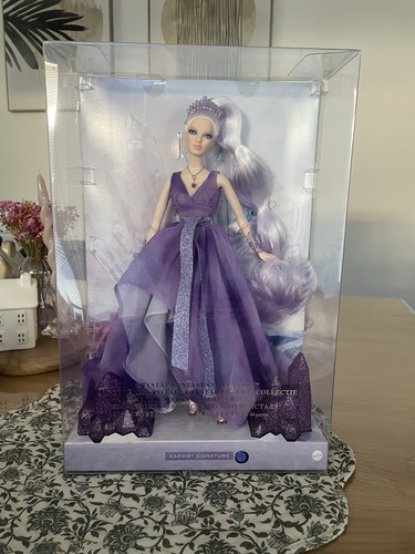 Barbie signature crystal - barbie,