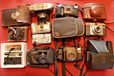 Analog- und Alte Fotoapparate, 2 DEFEKT,  8  Funktionstüchtig