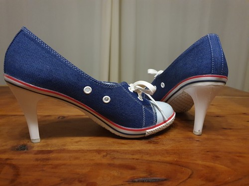 Sportliche jeans high - high, heels