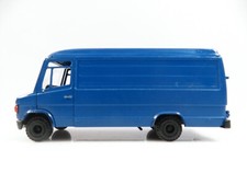 1:43 Conrad 1620 Mercedes Benz 507D -811D #9954