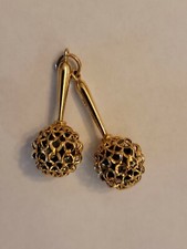 Vintage 18k GOLD MARACA CHARM