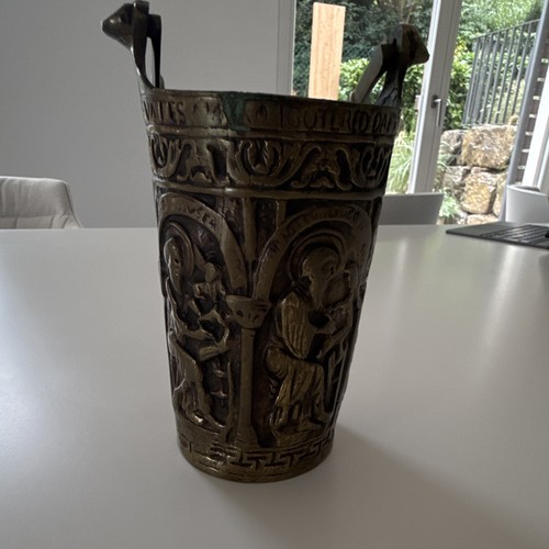 Bronze situla nach - bronze, gotofredo