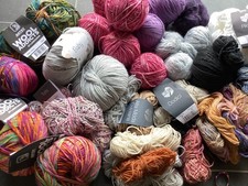Wollpaket Wollreste Lana Grossa +Wool Addicts Lang Yarns + Klappschere ca.1150gr