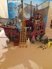 Playmobil 4806 - Geisterpiratenschiff mit Extra Figuren und Riesenkrebs In OVP