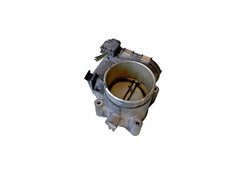 Volvo V70 II 2003 Baujahr  2.4 Turbo B5244T3 Motor Drosselklappe 8677866