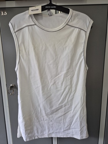 309 moschino t shirt - moschino, t-shirt