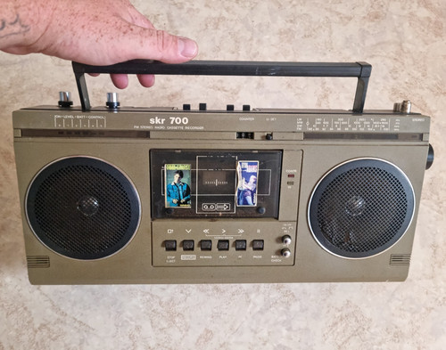 Skr 700 stereo radio - 700,