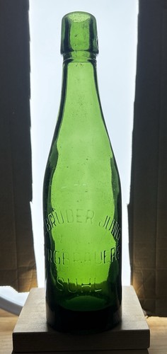 Alte bierflasche brauerei - alte, jung