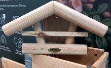 Vogelhaus   Futterhaus