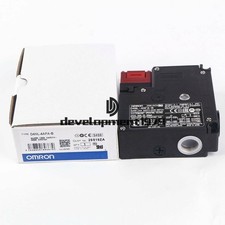 New   Guard Lock Safety-Door Switch D4NL-4AFA-B D4NL4AFAB #qm