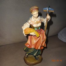 Holzfigur Bäuerin Südtirol