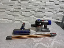 Dyson V8 Absolute Kabelloser Staubsauger gebraucht ohne Ladegerät N3
