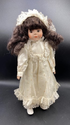 Porzellanpuppe blushing - porzellanpuppe,