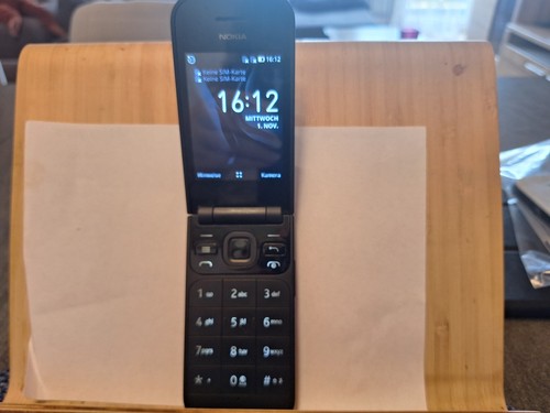 Handy nokia 2720 flip - handy,