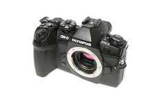 Olympus OM-D E-M1 Mark II