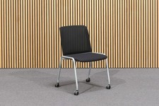 Neuwertiger Besucherstuhl Haworth "Visitor Chair D2944", Netzrücken, VERSANDFREI