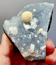 TOP Gyrolith XX mit Apophyllit